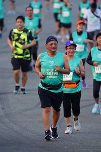 BIB: 511, 50390, 1206
                            <button type="button" onclick="openModal(10523086)" class="btn btn-primary btn-sm float-right btn-popup" data-toggle="modal" data-target=".modal-high-quality">
                        <i class="fas fa-shopping-cart"></i> Add to Cart
                    </button>
                                            <button type="button" onclick="isThisMe(10523086, true)" class="btn btn-success btn-sm float-right btn-popup btn-isme hidden" data-toggle="tooltip" data-placement="bottom" title="นี่คือรูปของคุณใช่ไหม คลิกที่นี่เพื่อเอาเข้าอัลบั้ม">
                        <i class="fas fa-plus"></i> Add to album
                    </button>
                    <button type="button" onclick="isThisMe(10523086, false)" class="btn btn-warning btn-sm float-right btn-popup btn-isnotme hidden">
                        <i class="fas fa-ban"></i> Remove from album
                    </button>